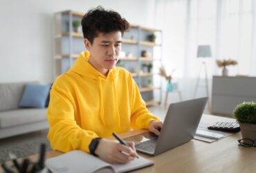 [IELTS WRITING TASK 2] Về việc sử dụng Phrasal Verbs trong Writing