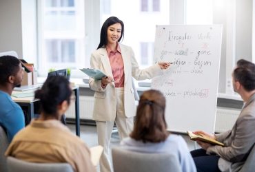 Bằng TESOL là gì? 5 lưu ý cần cân nhắc trước khi học TESOL